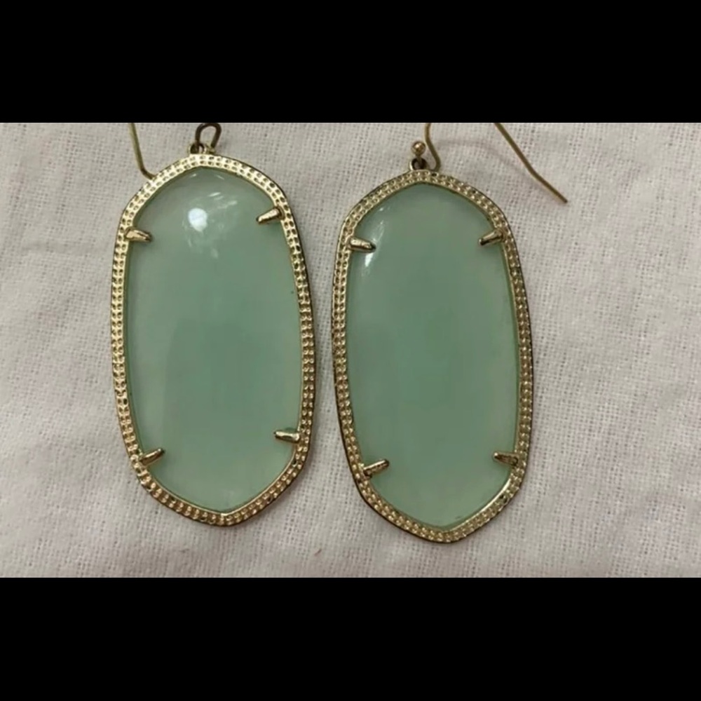 Kendra Scott Danielle Earrings